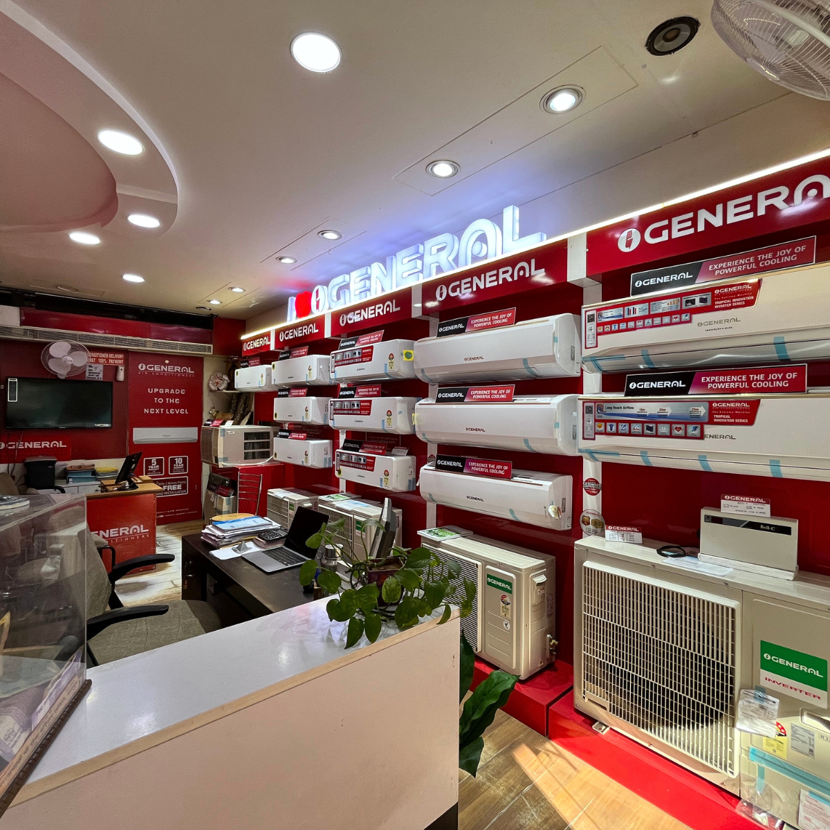 General air conditioners displayed inside Shubh Refrigeration’s Raja Park showroom in Jaipur.